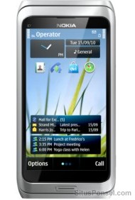 Nokia E7